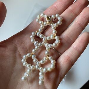 Tuckernuck Pearl Bow Earrings